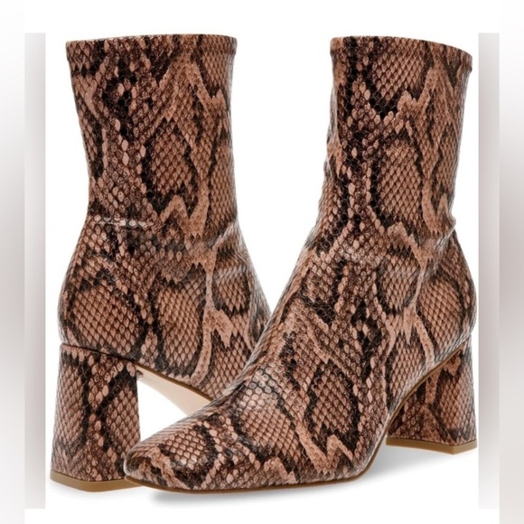 STEVE MADDEN Harli Snakeskin Faux Leather Block Heel Ankle Boots NEW 90’s - Picture 1 of 10